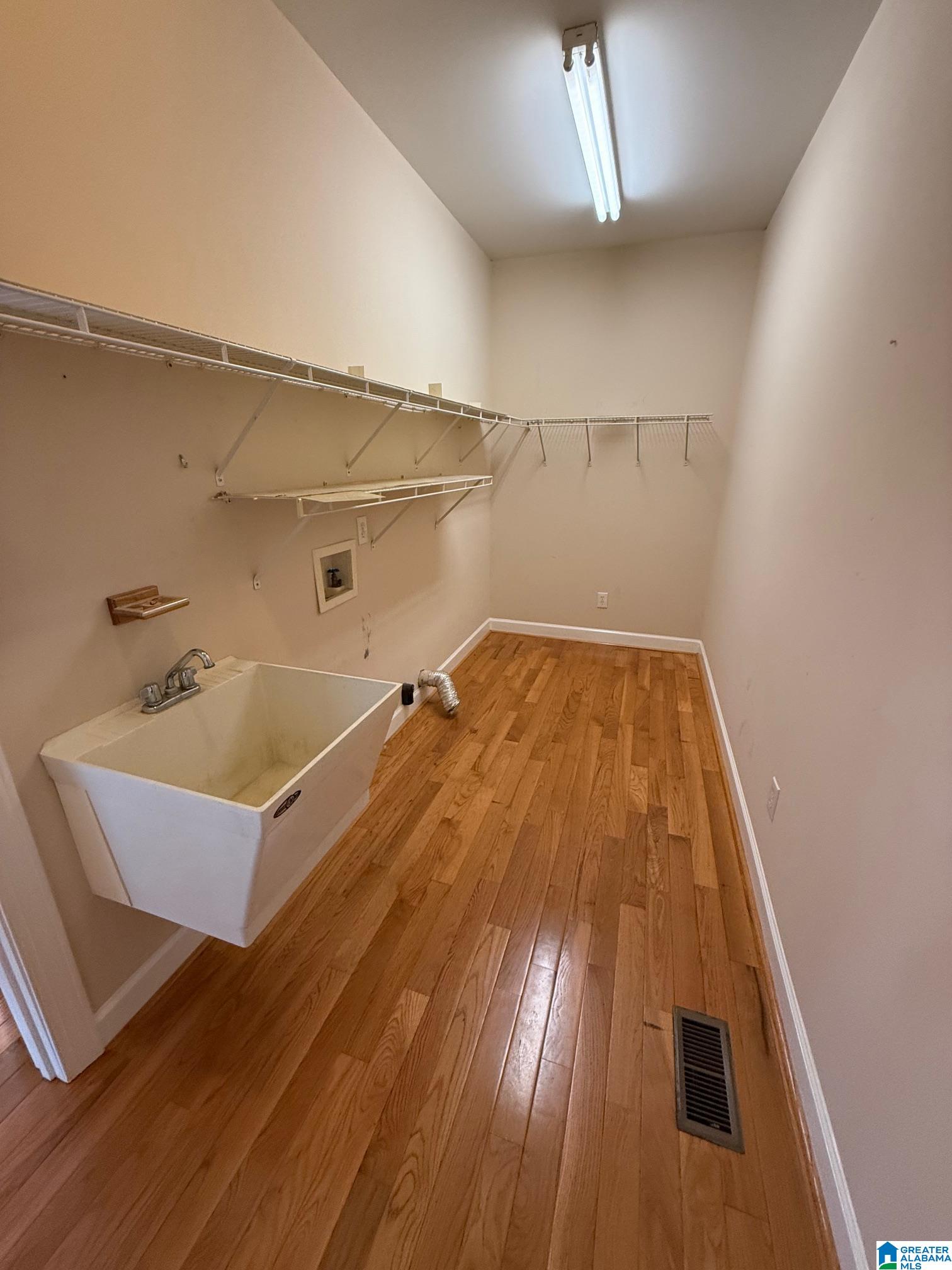 213 Castleman Circle Leeds, AL 35094 - Photo 9 of 18