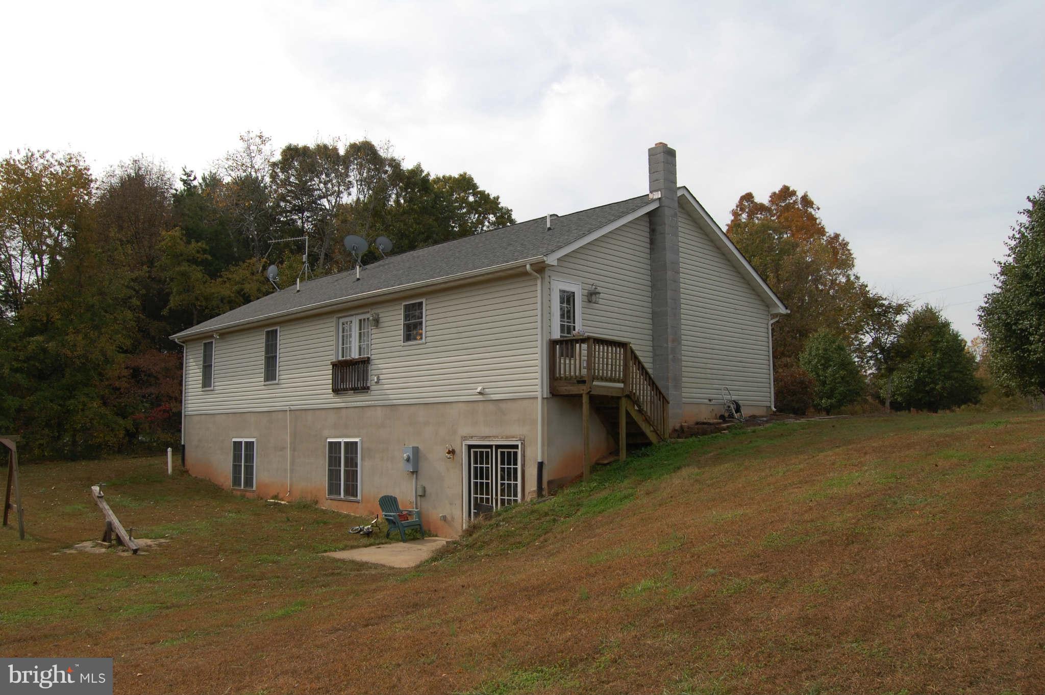 11033 St Just Road Unionville, VA 22567 - Photo 24 of 30 Exterior (Rear)