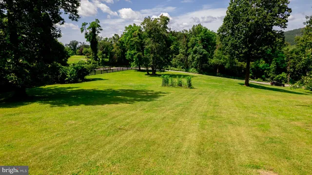 $849,999 | 4179 Fiery Run Road, Linden, VA 22642