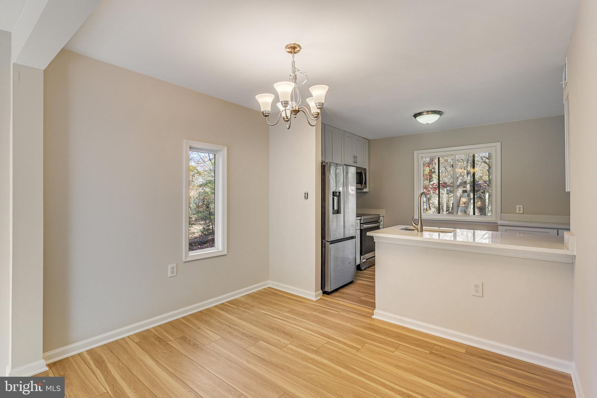 2406 Cloudcroft Square Reston, VA 20191 - Photo 12 of 48 Gallery Image 12