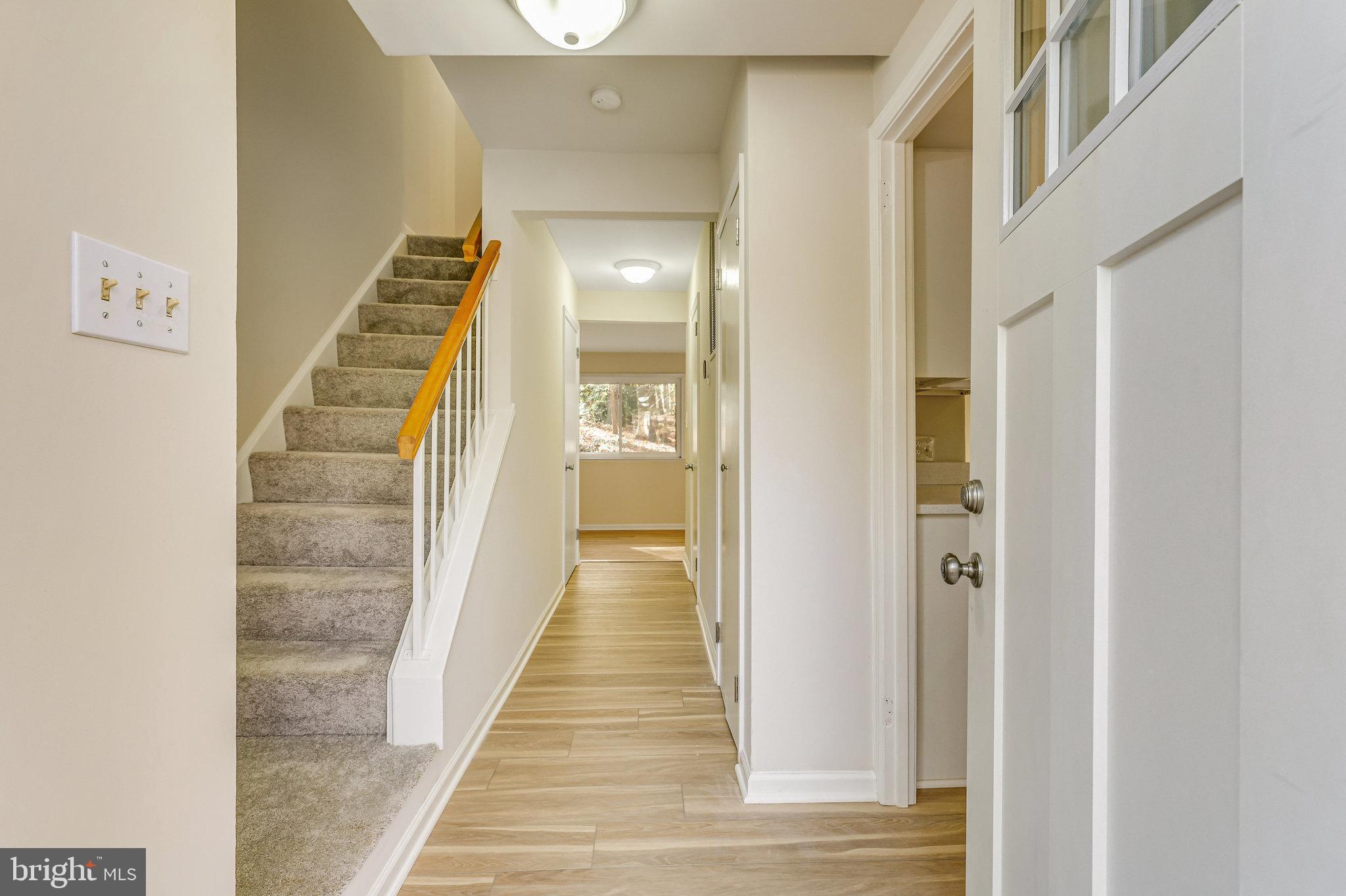 2406 Cloudcroft Square Reston, VA 20191 - Photo 20 of 48 Gallery Image 20