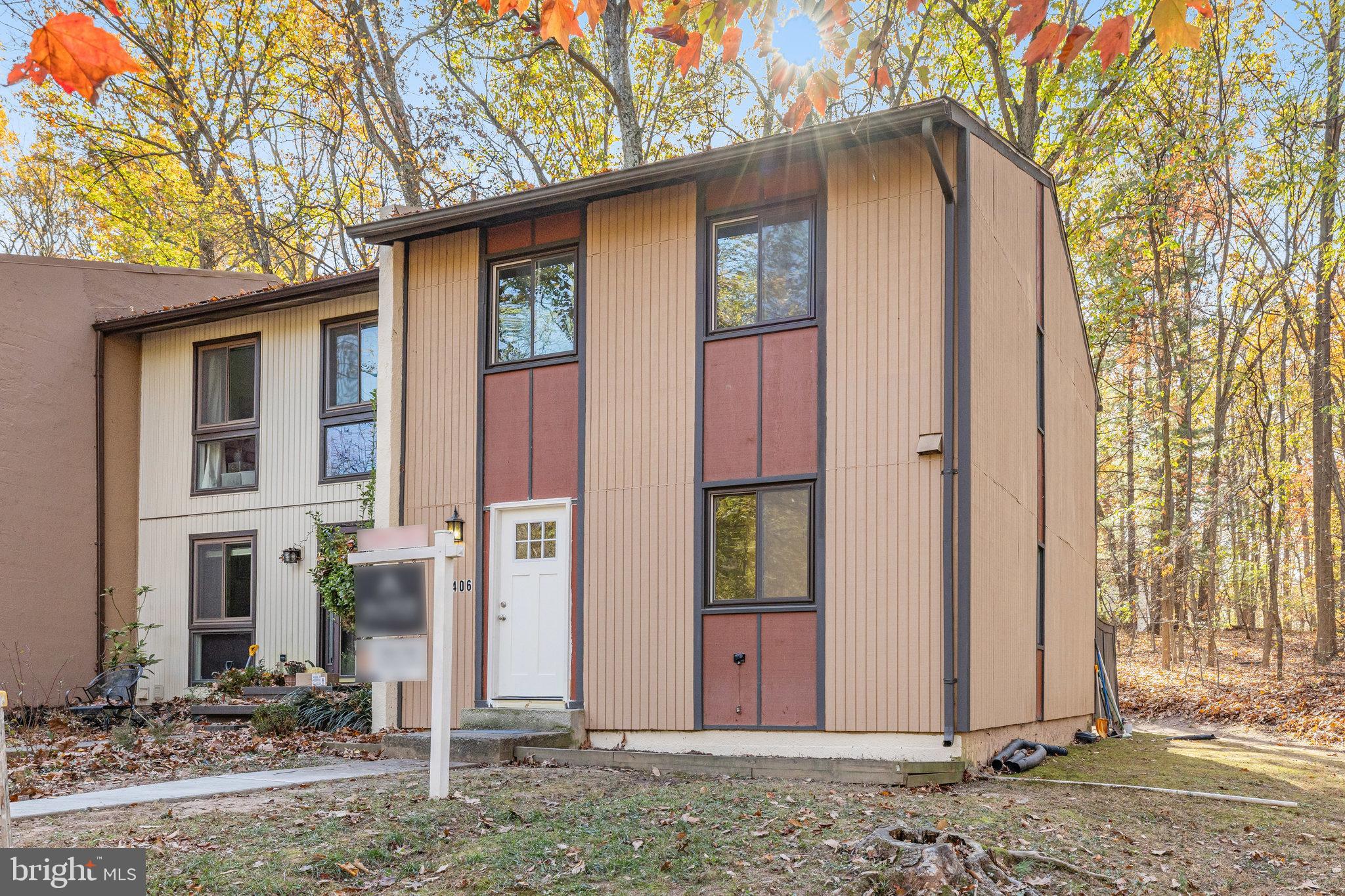2406 Cloudcroft Square Reston, VA 20191 - Photo 3 of 48 Gallery Image 3