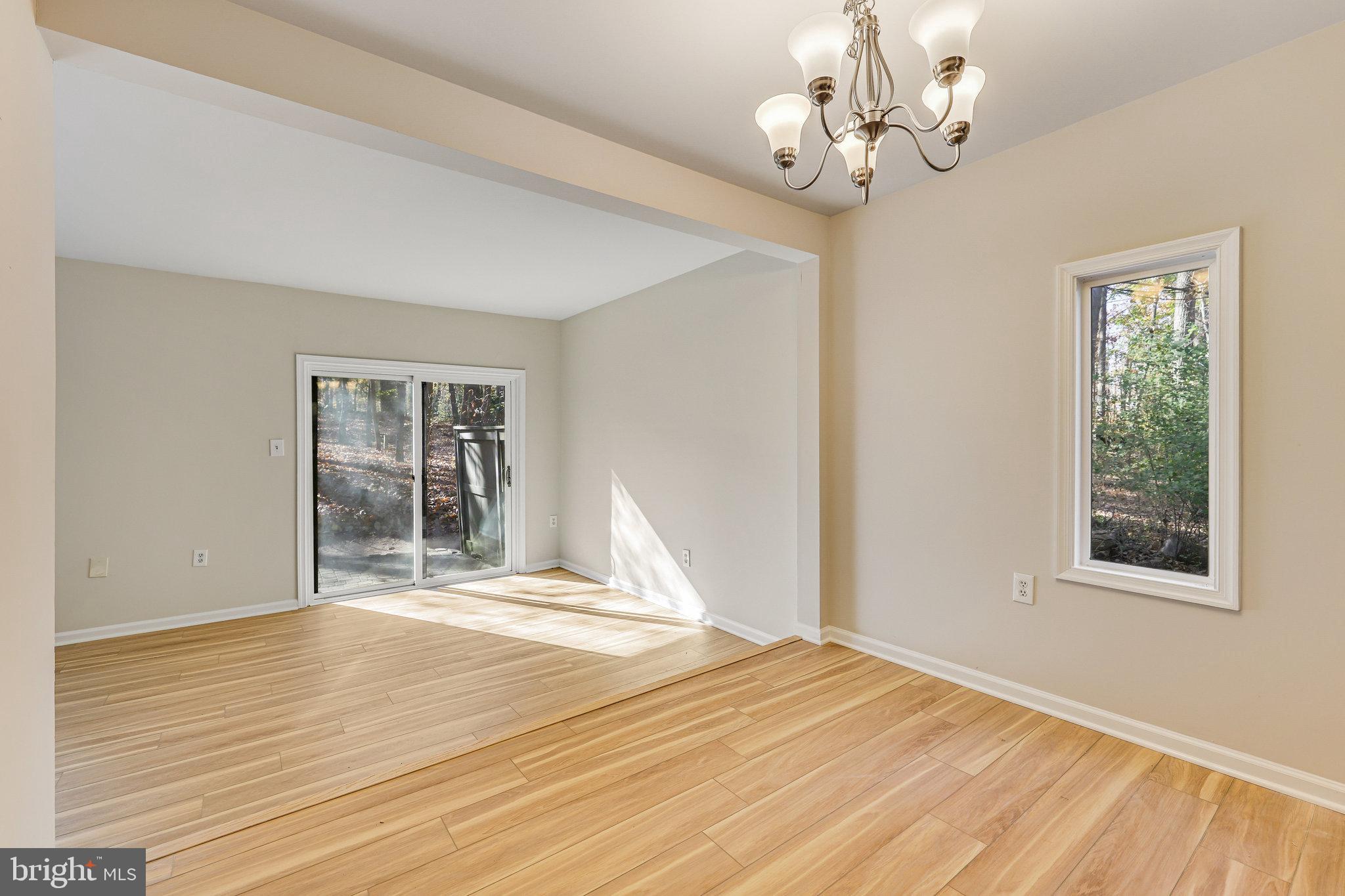 2406 Cloudcroft Square Reston, VA 20191 - Photo 41 of 48 Gallery Image 41