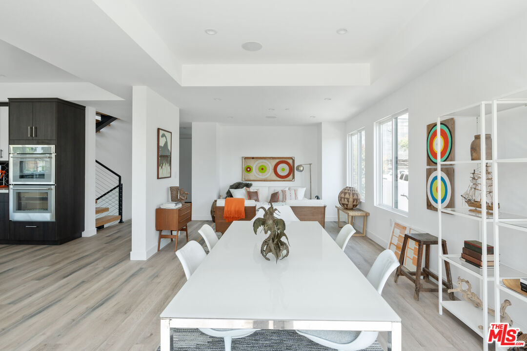 2512 Berkeley Avenue Los Angeles, CA 90026 - Photo 12 of 56