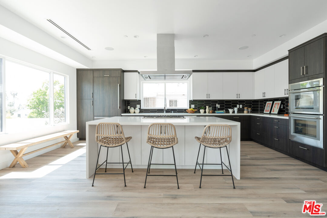 2512 Berkeley Avenue Los Angeles, CA 90026 - Photo 14 of 56