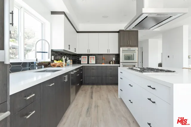 $10,950 | 2512 Berkeley Avenue, Los Angeles, CA 90026