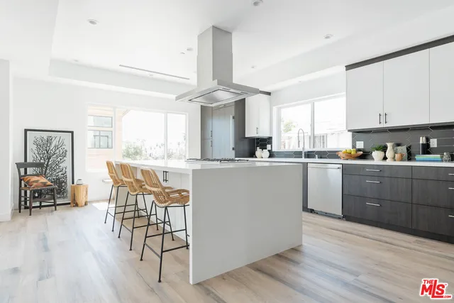 $10,950 | 2512 Berkeley Avenue, Los Angeles, CA 90026