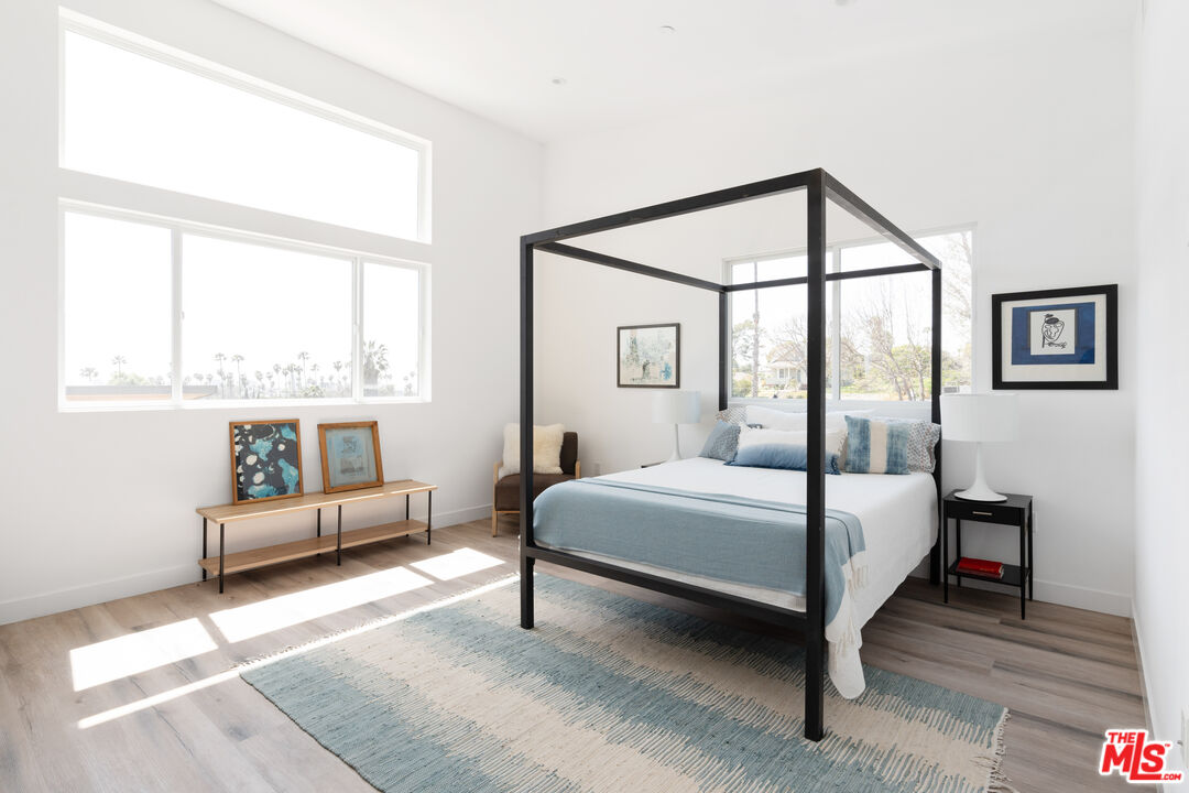 2512 Berkeley Avenue Los Angeles, CA 90026 - Photo 28 of 56