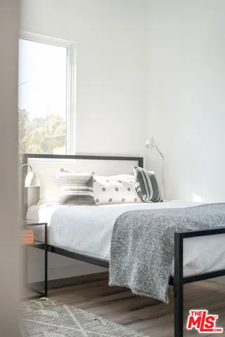 $10,950 | 2512 Berkeley Avenue, Los Angeles, CA 90026