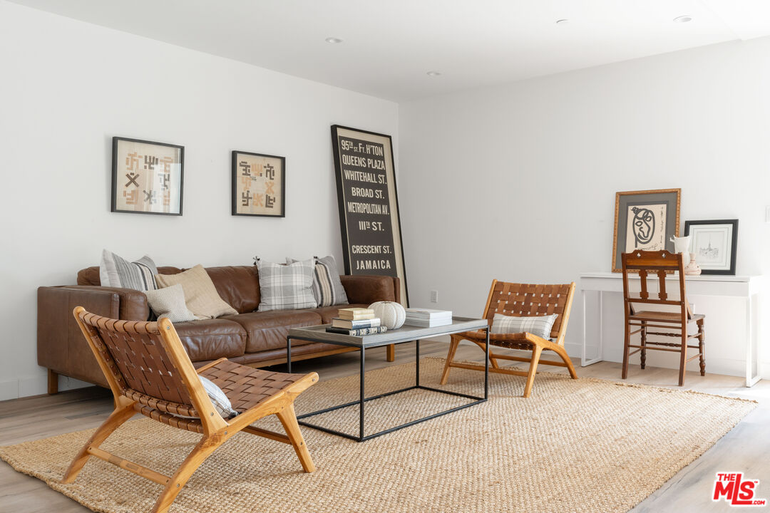 2512 Berkeley Avenue Los Angeles, CA 90026 - Photo 47 of 56