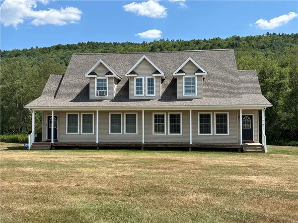 $1,300 | 1656 State Street, Unit 2, Oneonta, NY 13820