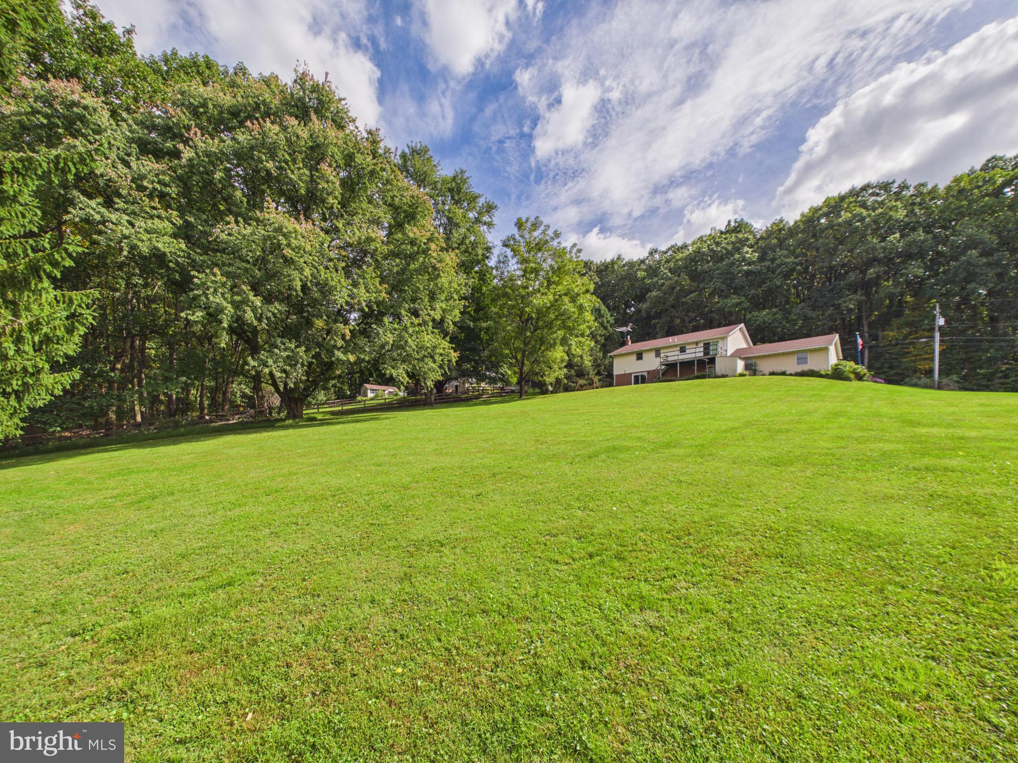 147 Frogtown Road Pequea, PA 17565 - Photo 5 of 27 Rear View of Property