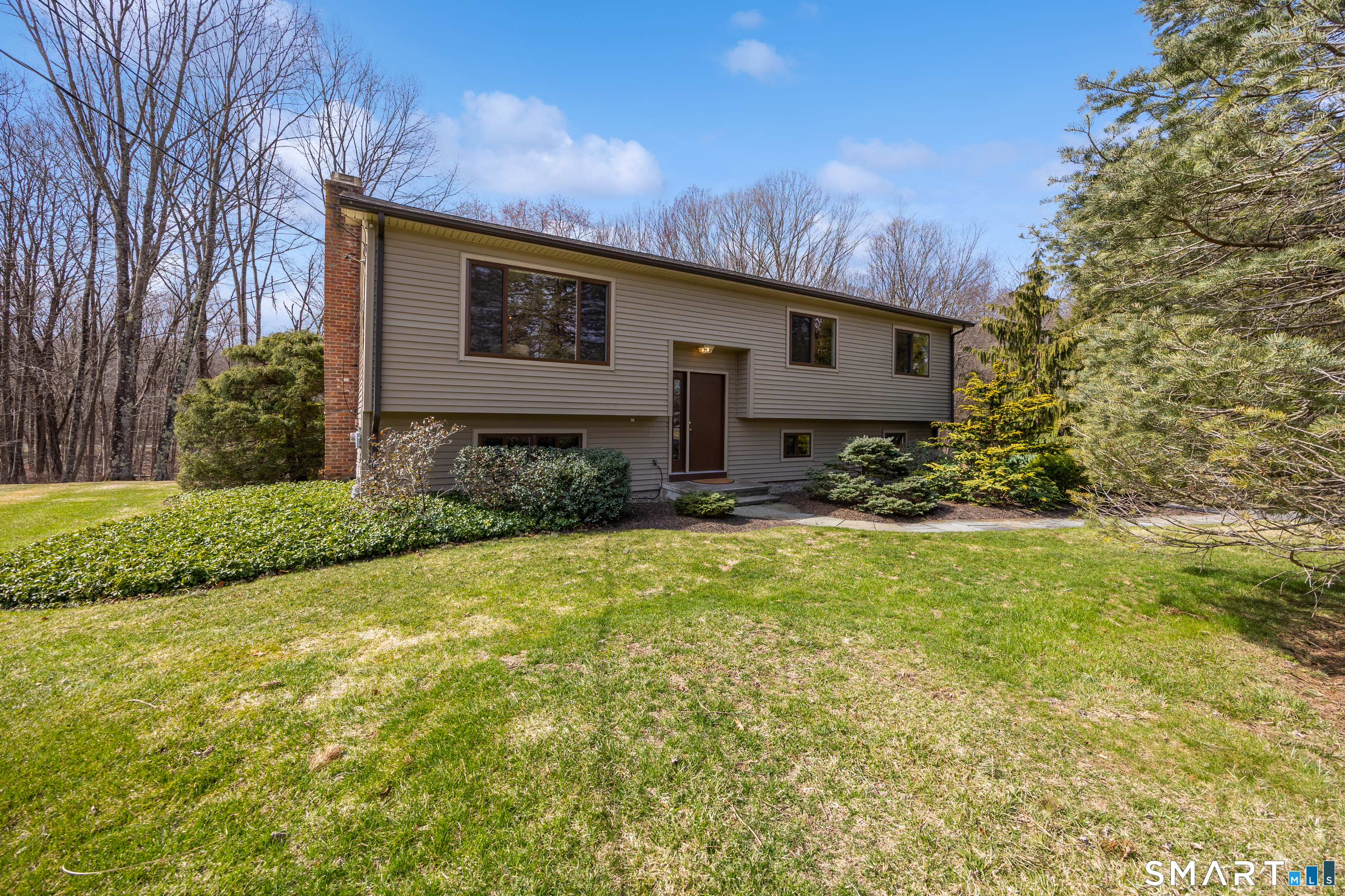 22 Jotham Road New Milford, CT 06776 - Photo 2 of 40