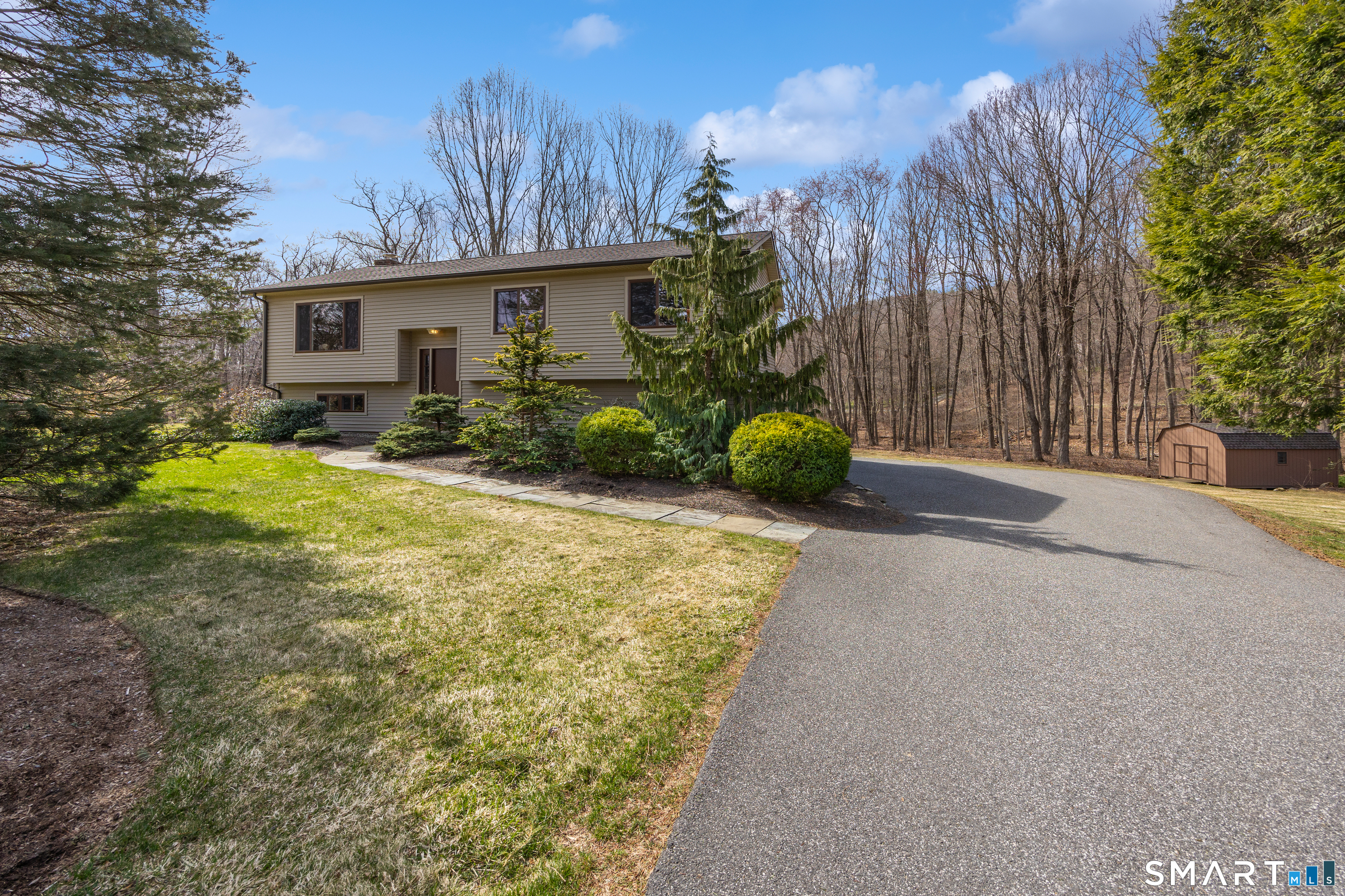 22 Jotham Road New Milford, CT 06776 - Photo 3 of 40