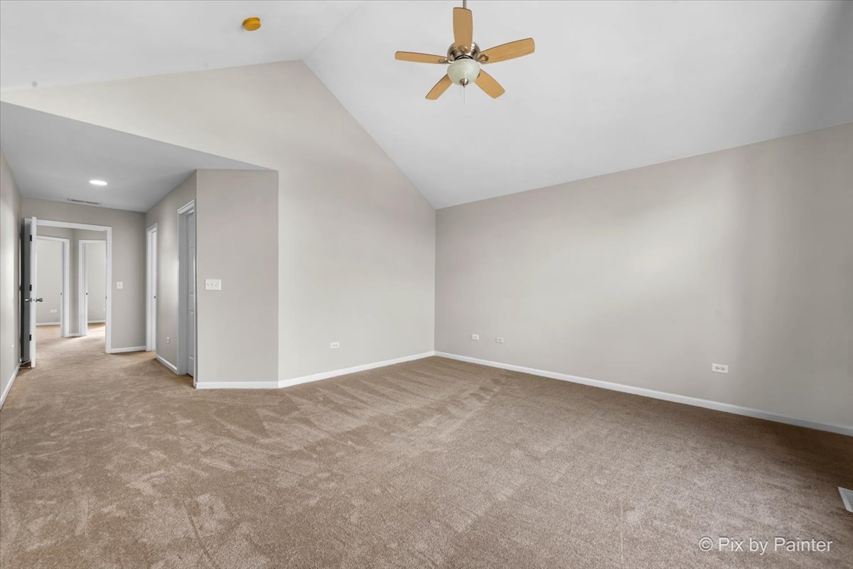 486 Vaughn Circle Aurora, IL 60502 - Photo 16 of 40 a view of an empty room