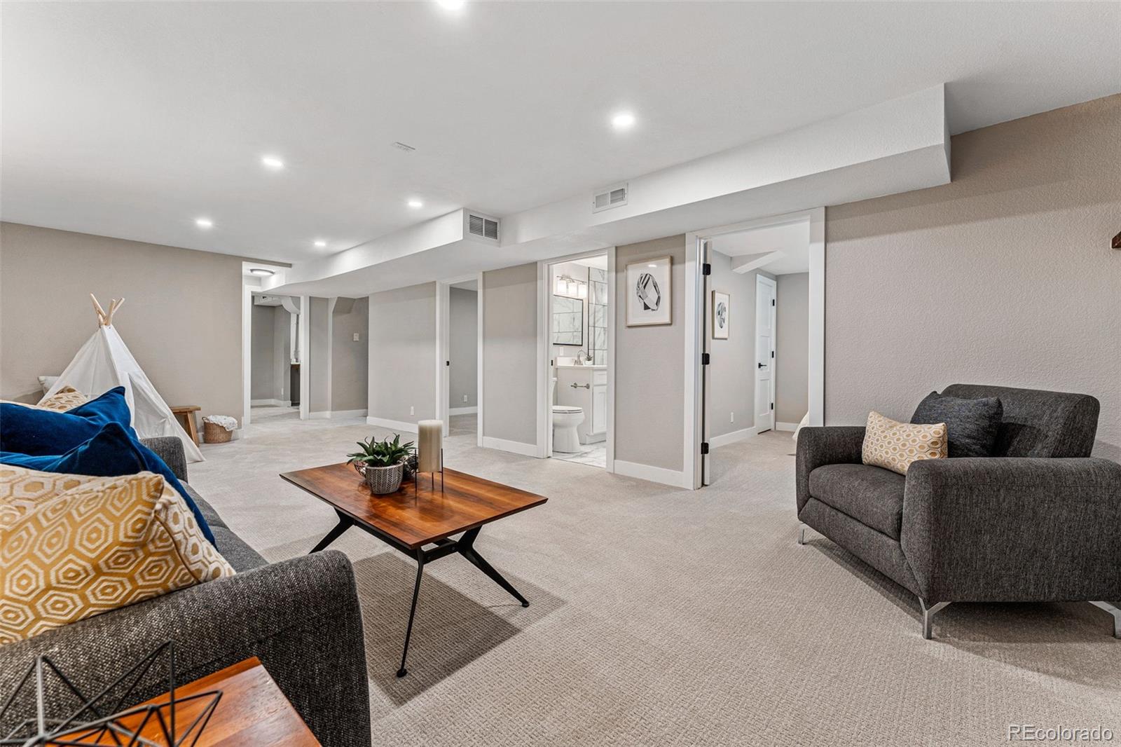 2521 South Raleigh Street Denver, CO 80219 - Photo 33 of 40 Gallery Image 33