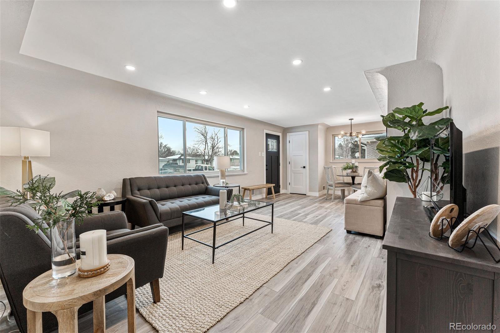 2521 South Raleigh Street Denver, CO 80219 - Photo 6 of 40 Gallery Image 6