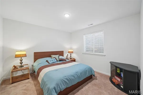 $439,900 | 189 Noahs Mill Drive, Lake St. Louis, MO 63367