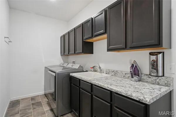 $439,900 | 189 Noahs Mill Drive, Lake St. Louis, MO 63367