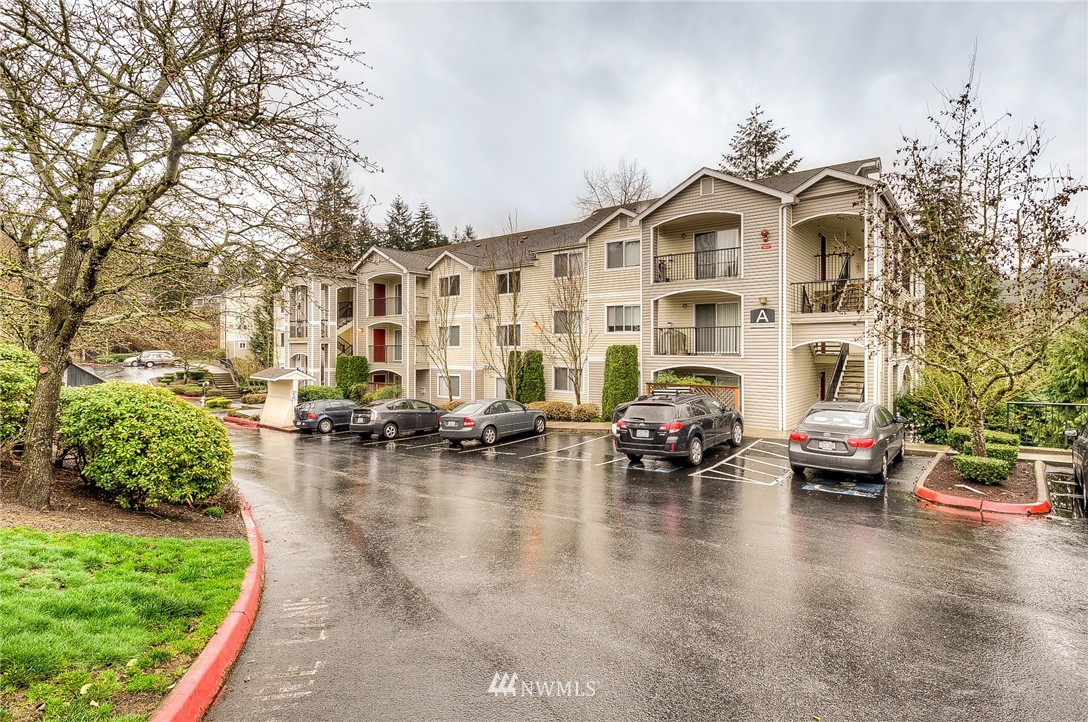 10709 Valley View Road, Unit A101 Bothell, WA 98011 - Photo 1 of 11