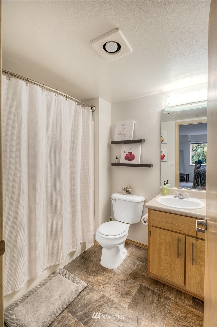 10709 Valley View Road, Unit A101 Bothell, WA 98011 - Photo 11 of 11