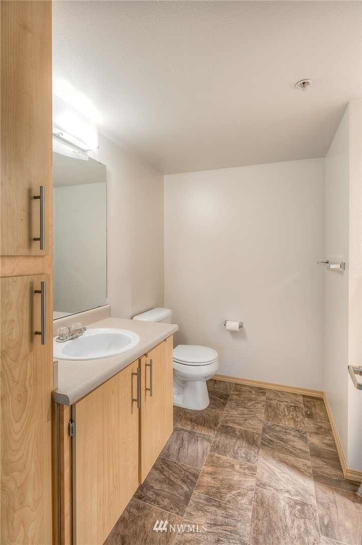10709 Valley View Road, Unit A101 Bothell, WA 98011 - Photo 7 of 11