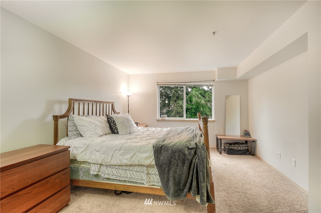 10709 Valley View Road, Unit A101 Bothell, WA 98011 - Photo 10 of 11
