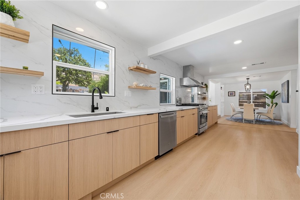 1280 East Woodbury Road Pasadena, CA 91104 - Photo 13 of 37