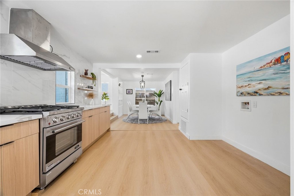 1280 East Woodbury Road Pasadena, CA 91104 - Photo 15 of 37