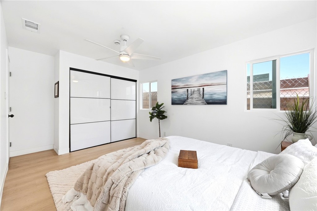 1280 East Woodbury Road Pasadena, CA 91104 - Photo 24 of 37