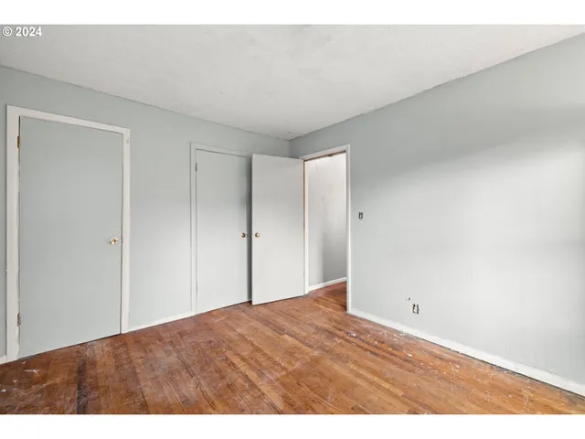 $399,999 | 450 Southeast Hogan Road, Gresham, OR 97080