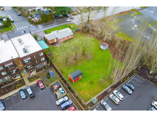 $399,999 | 450 Southeast Hogan Road, Gresham, OR 97080