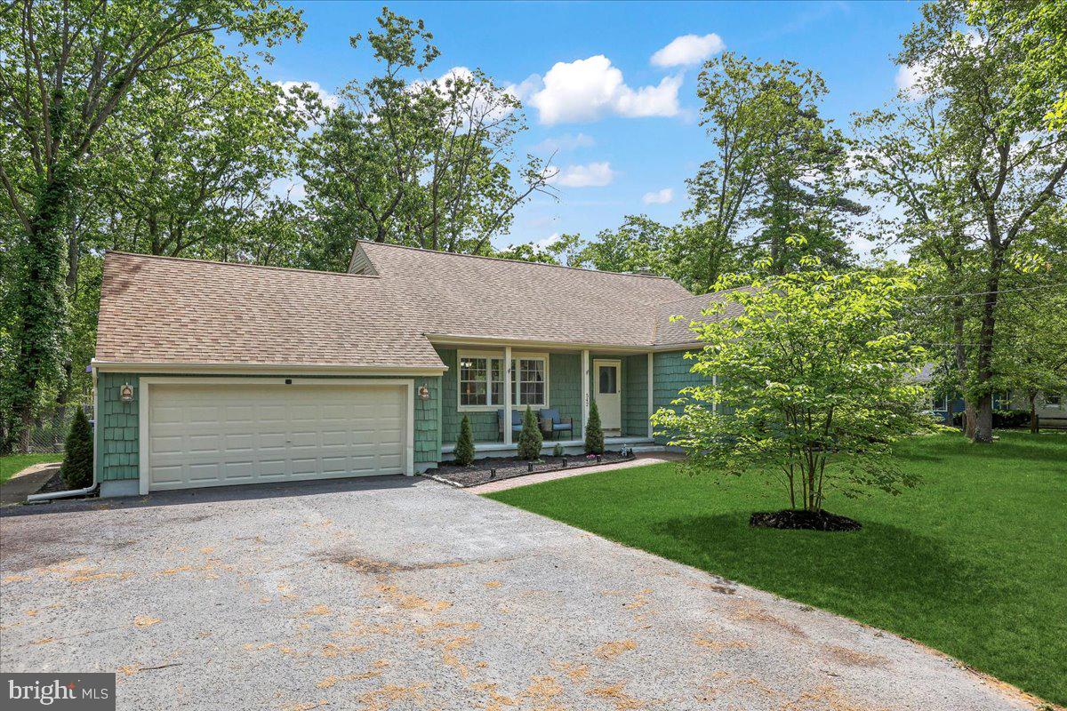 542 Kettle Run Road Marlton, NJ 08053 - Photo 3 of 36 Extra long driveway