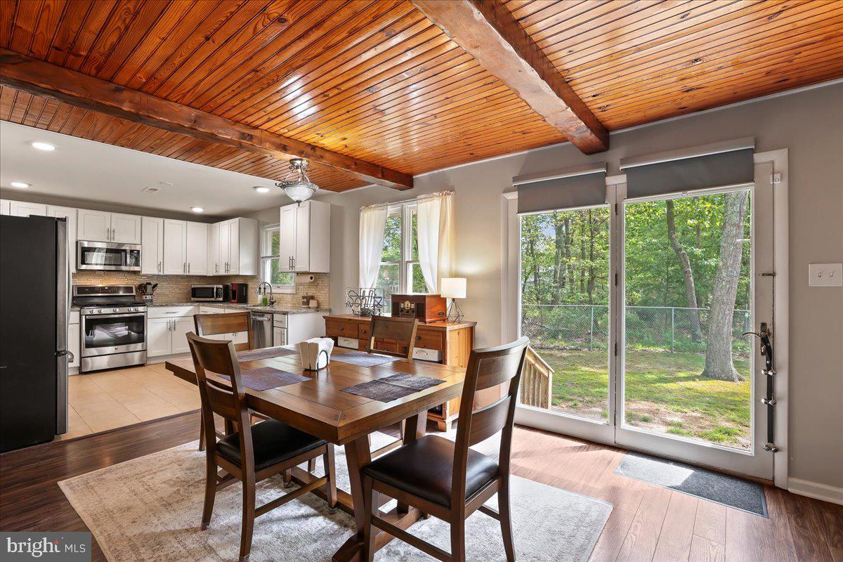 542 Kettle Run Road Marlton, NJ 08053 - Photo 10 of 36 Dining Room