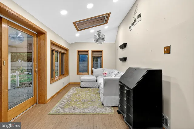 $615,000 | 109 Penn Street, Riverton, NJ 08077