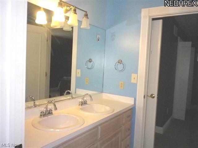 3942 Raintree Circle Uniontown, OH 44685 - Photo 19 of 24 Gallery Image 19