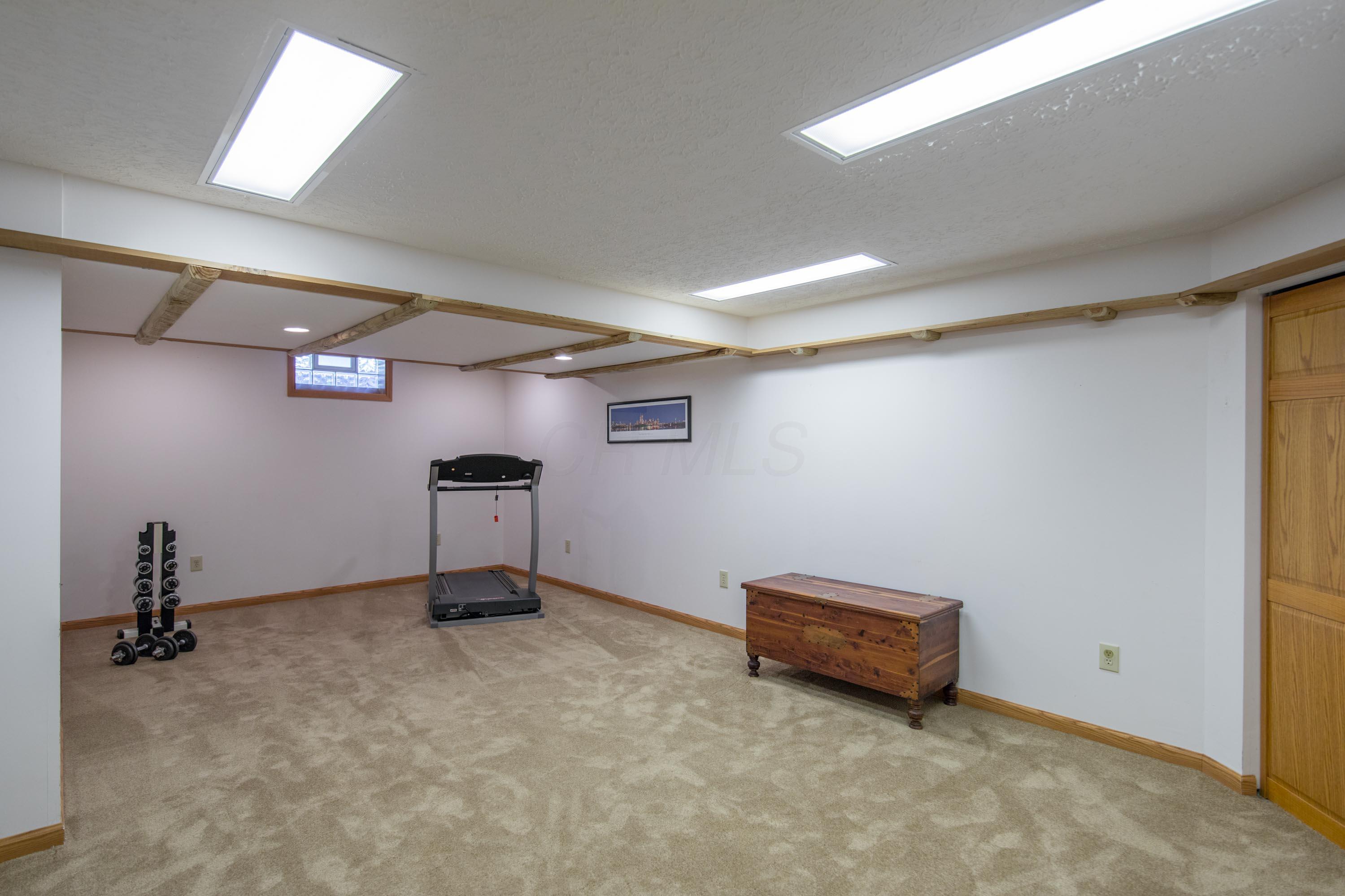 5536 Davidson Road Hilliard, OH 43026 - Photo 23 of 29 Gallery Image 23