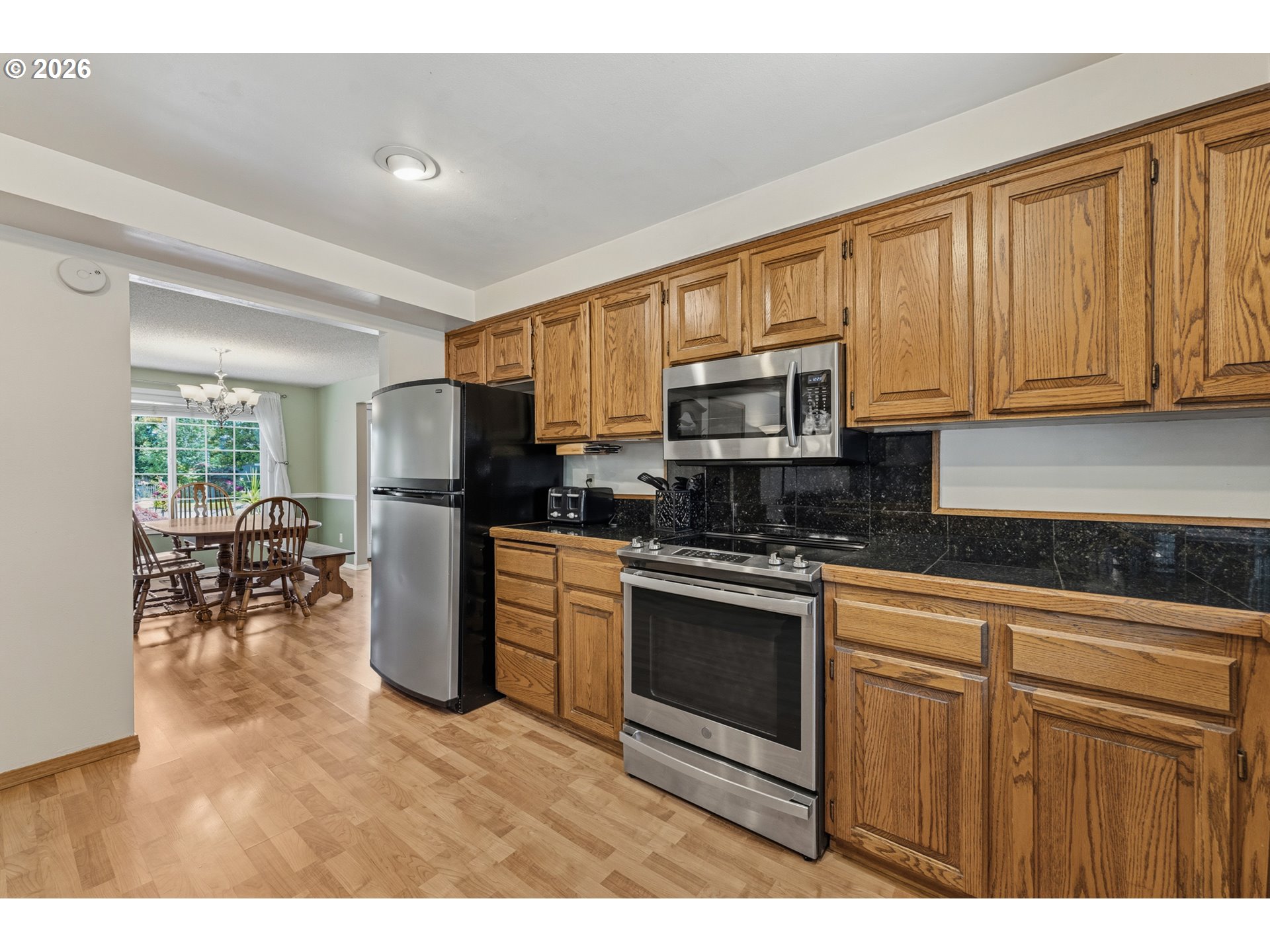 5425 Southwest 208th Court Beaverton, OR 97078 - Photo 13 of 43