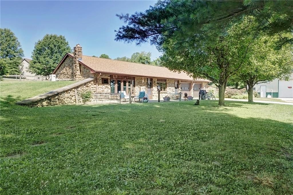 493 North County Line Road East Spencer, IN 47460 - Photo 3 of 42