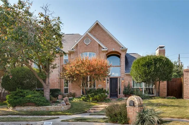 $1,200,000 | 5228 Westshire Lane, Dallas, TX 75287