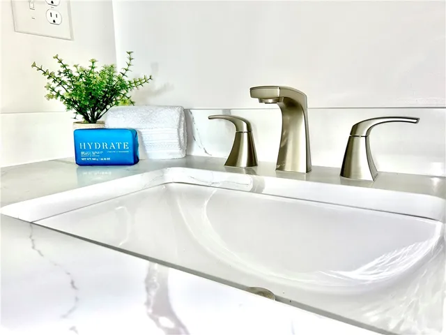 $550,000 | 9 Joseph N Zenga Jr Boulevard, Unit 102, East Greenwich, RI 02818