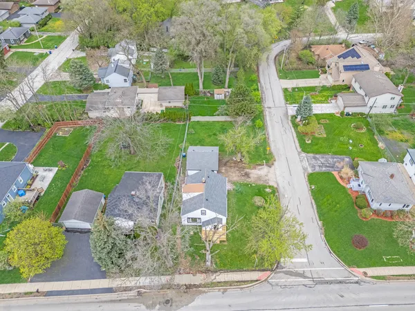 $499,900 | 2000 Maple Avenue, Downers Grove, IL 60515