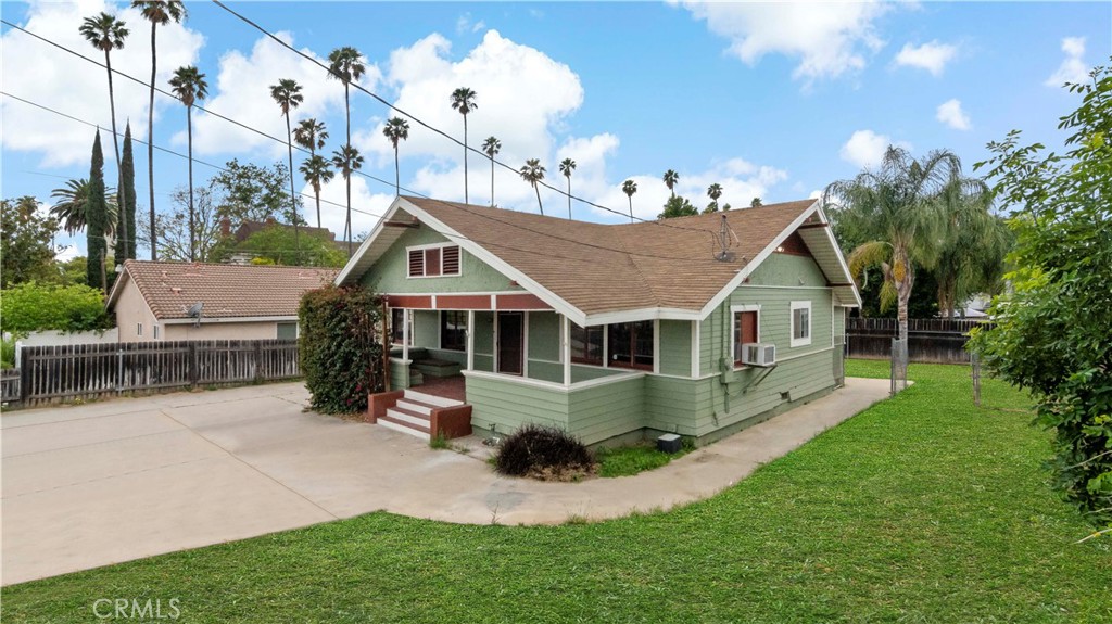 4781 Brockton Avenue Riverside, CA 92506 - Photo 37 of 46