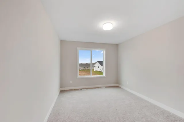 $489,900 | 1549 Creekwood Drive, New Richmond, WI 54017