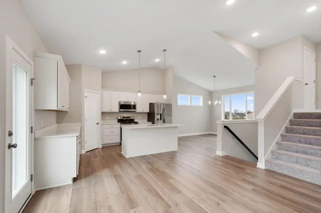 $489,900 | 1549 Creekwood Drive, New Richmond, WI 54017