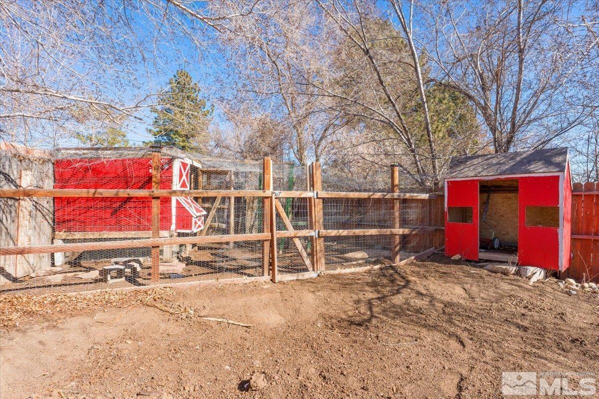 550 Ferol Way Reno, NV 89503 - Photo 32 of 34 a view of outdoor space with garden and entertaining space