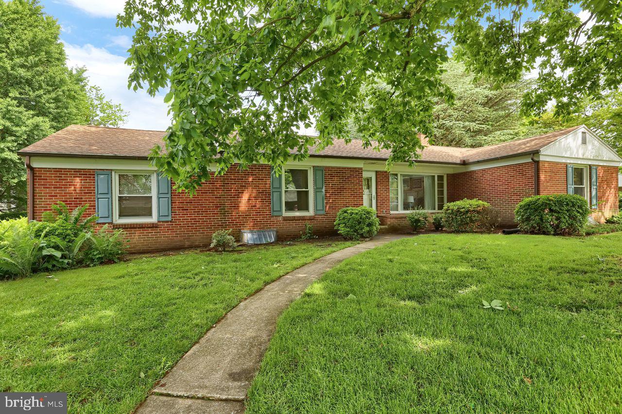 131 Reeser Road Camp Hill, PA 17011 - Photo 1 of 40 Gallery Image 1