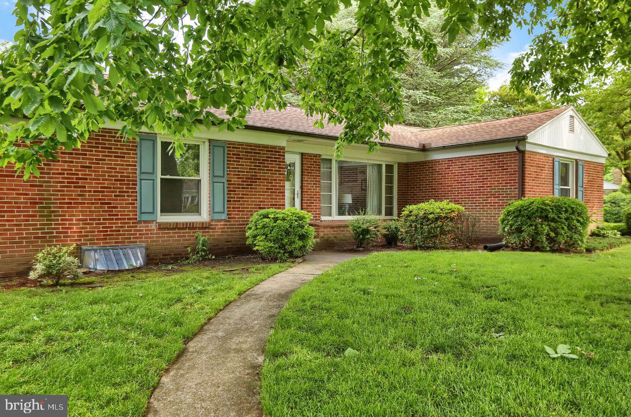 131 Reeser Road Camp Hill, PA 17011 - Photo 2 of 40 Gallery Image 2