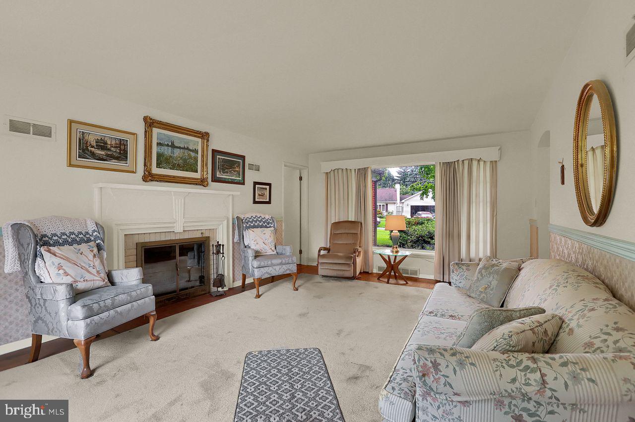 131 Reeser Road Camp Hill, PA 17011 - Photo 14 of 40 Gallery Image 14