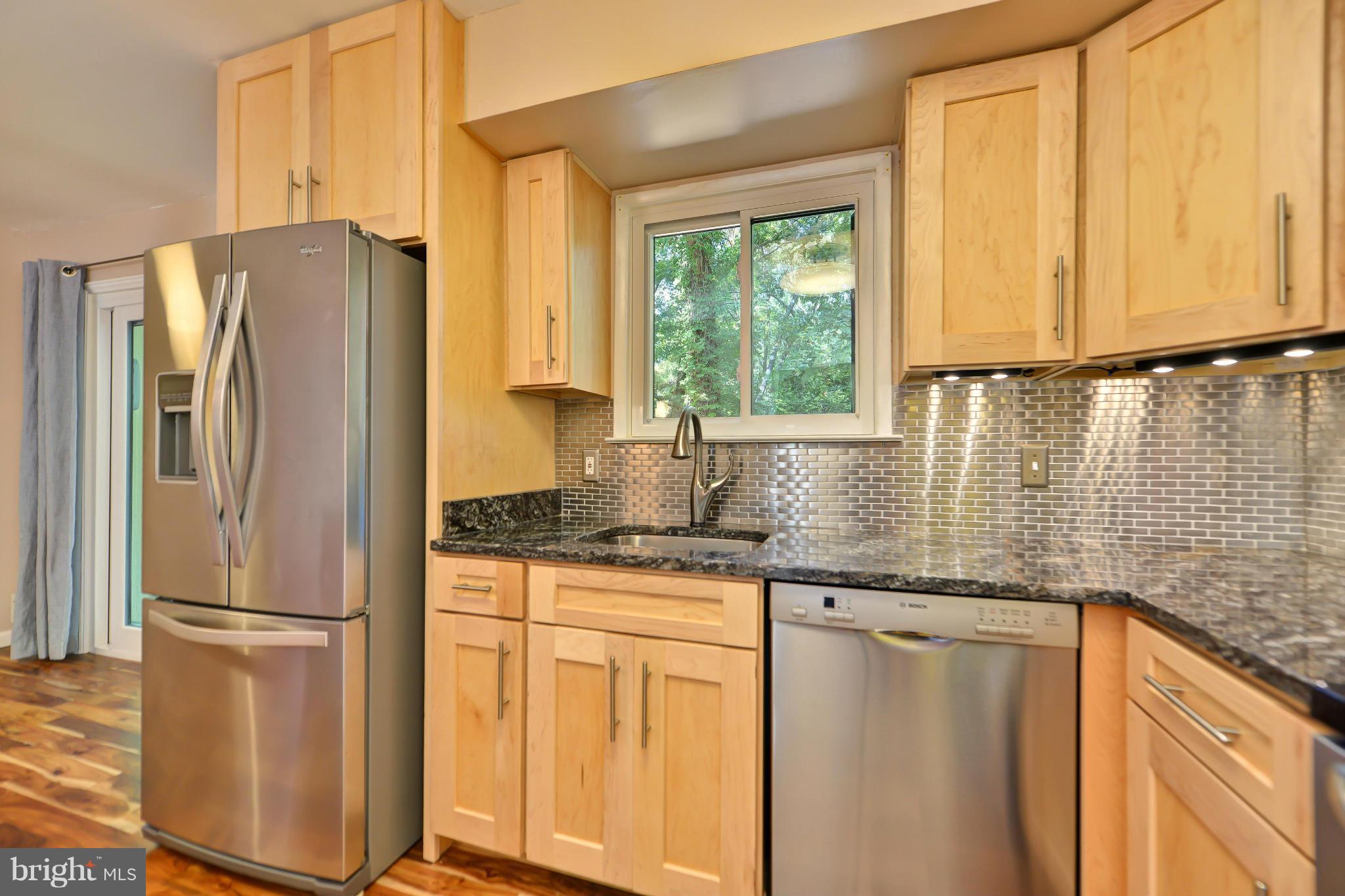 2216 Lofty Heights Place Reston, VA 20191 - Photo 2 of 28 Kitchen